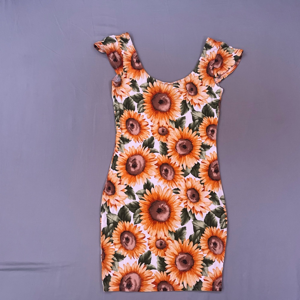 Forever 21 | Sunflower Pencil Mini Dress